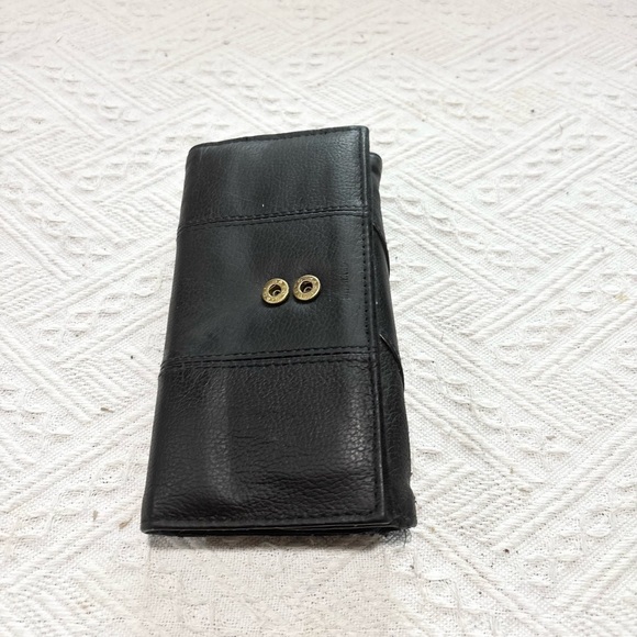 5/$15 MUST BUNDLE Elegant Black Leather Clutch - Picture 7 of 7